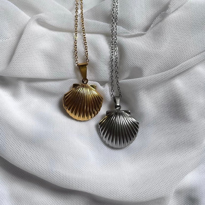 Seashell locket