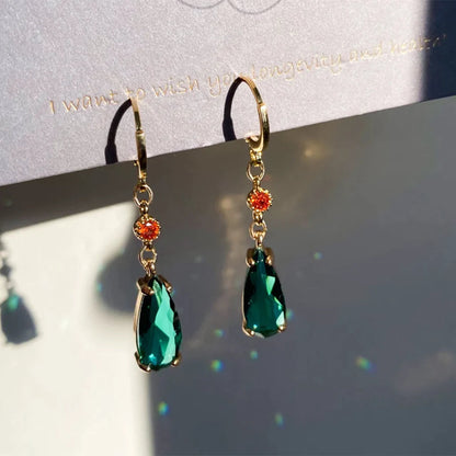 Vintage Water Drop Emerald necklace and earrings