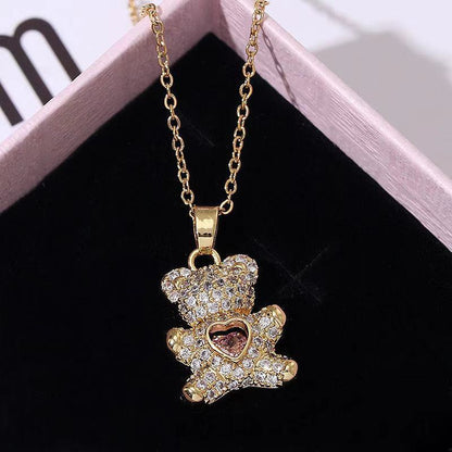 Rotating Heart Zircon Bear Necklace
