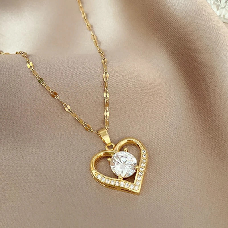 🌊Summer Hot Sale✨French Style PAVÉ Gold Heart Necklace