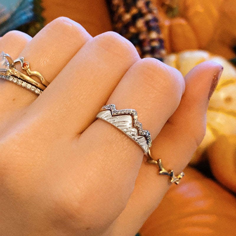 💪Get Stronger Mountain Ring