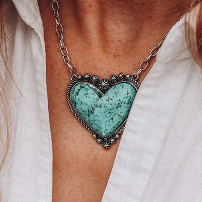 🎁Heart-Shaped Turquoise Necklace