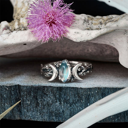 Moonstone Ring“Soma”-SS-Moonstone Jewelry
