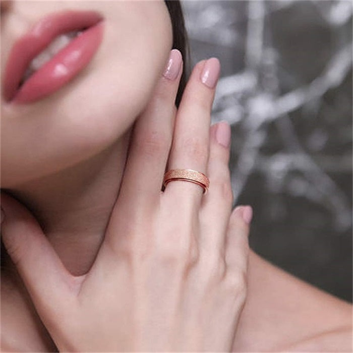 Frosted Stress Relief Spinner Ring