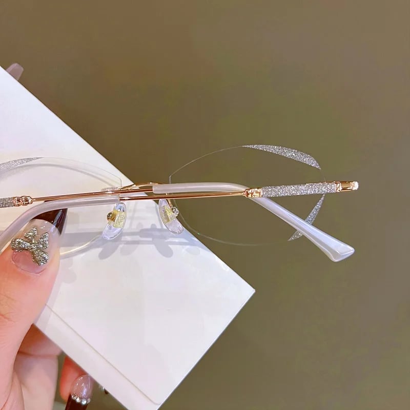 CHRISTMAS SALE 60% OFF✨WOMEN'S DIAMOND RIMLESS ANTI-BLUE LIGHT PRESBYOPIA GLASSES