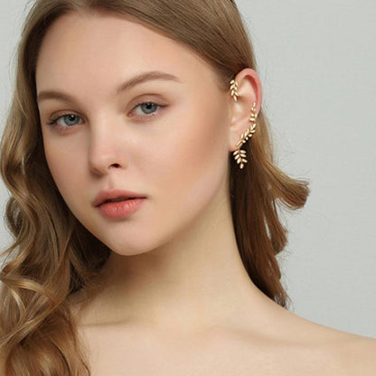 FANCY LEAF EAR CUFF