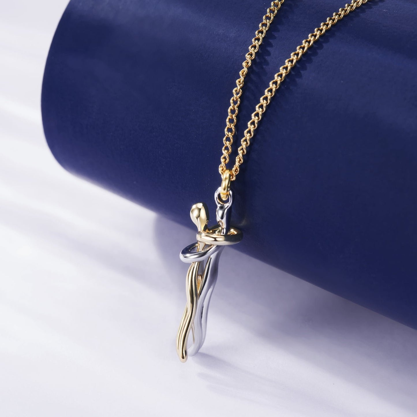 Unity Hug Couple Necklace