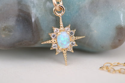 The perfect Christmas gift - opal necklace