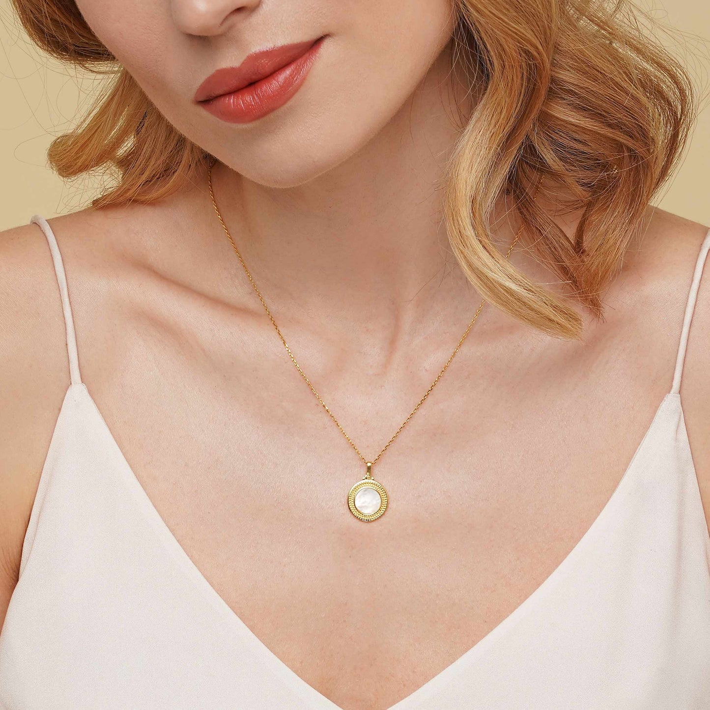 🎁GIFT FOR HER-Natural Mother Of Pearl Shell Necklace🐚