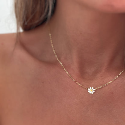 Gifts for her - Tiny Flower Necklace