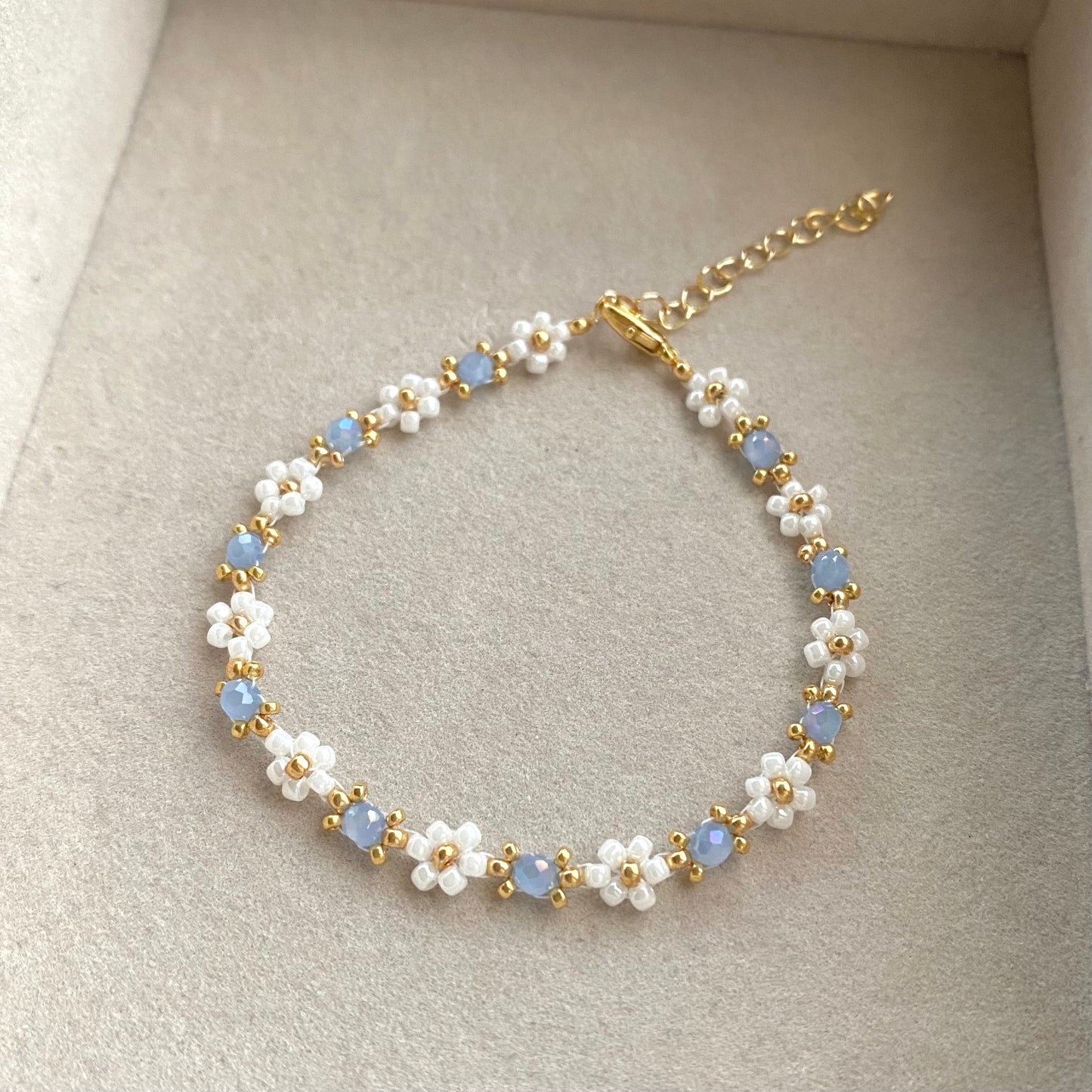 🌼Beaded Flower Bracelet