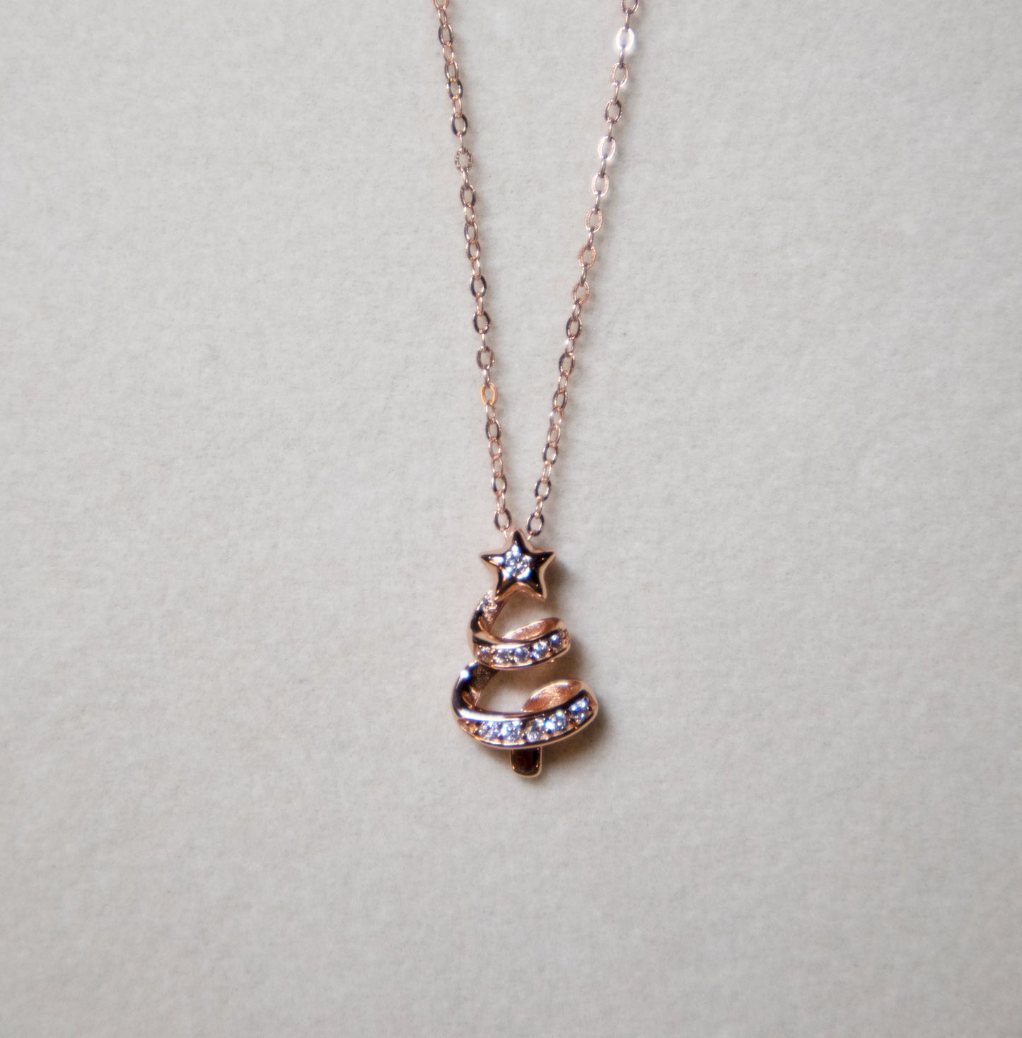 🎄CHRISTMAS HOT SALE❄Spinning Christmas Tree Necklace