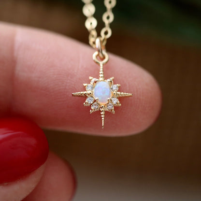 The perfect Christmas gift - opal necklace
