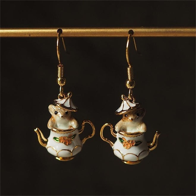 Chipmunk In Teapot - Elegant Funny Necklace & Earrings