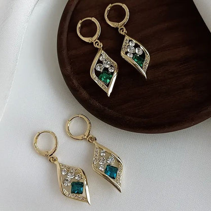 - Rhombus Crystal Earrings