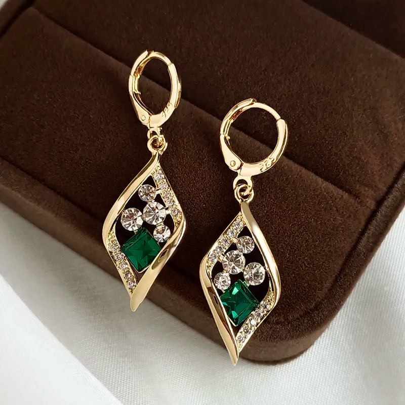 - Rhombus Crystal Earrings