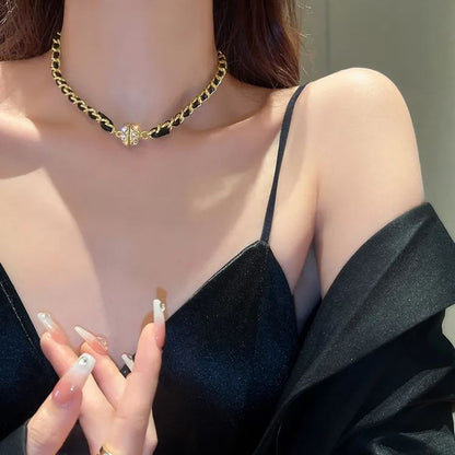Chain Magnetic Round Ball Necklace