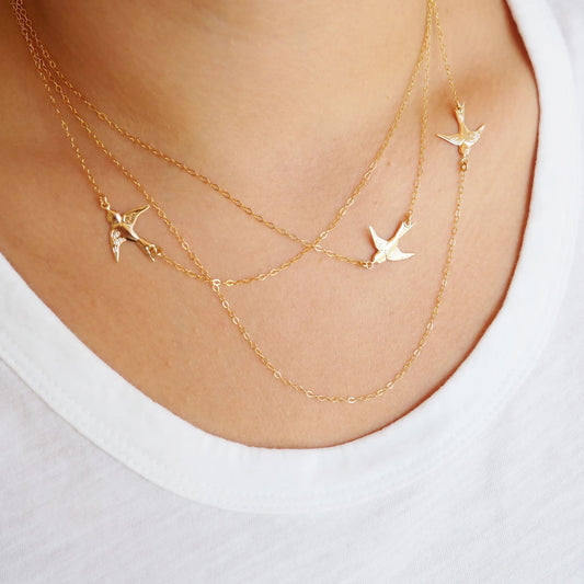 🕊FLYING BIRDS Necklace