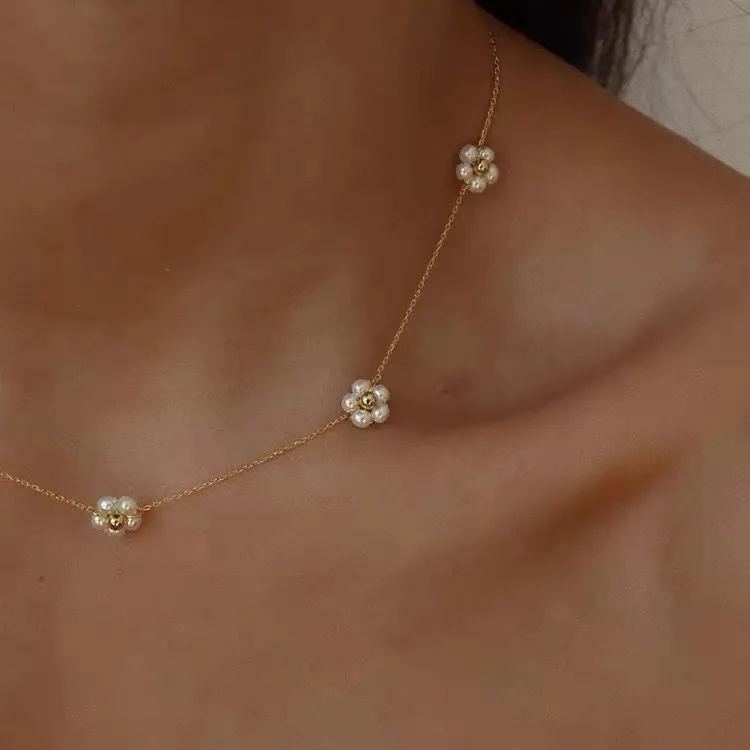 🌼Pearl Daisy Flower Choker