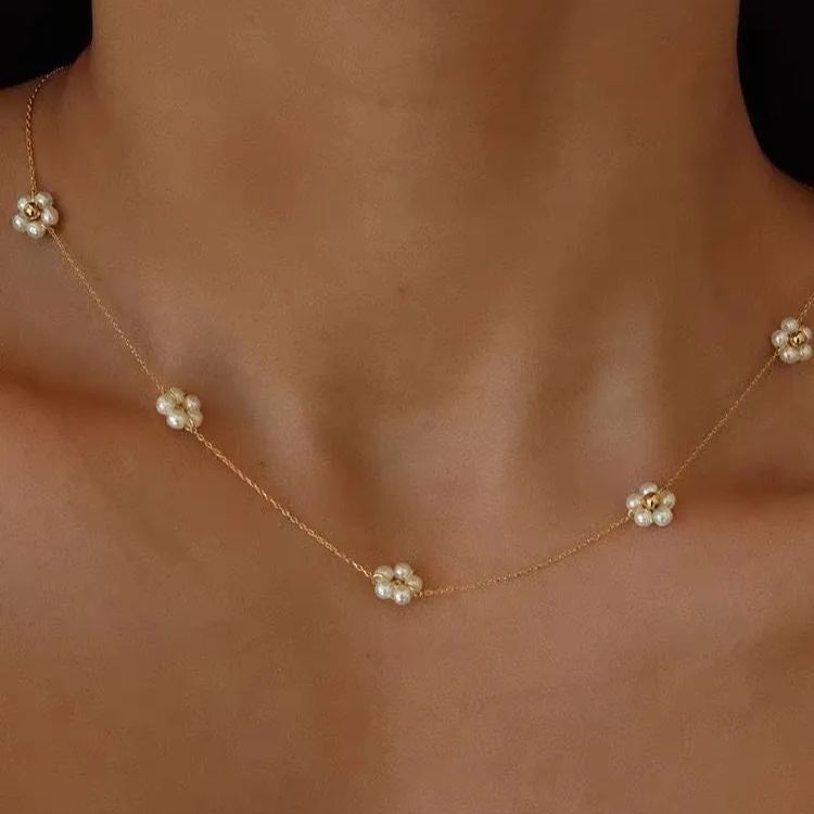 🌼Pearl Daisy Flower Choker