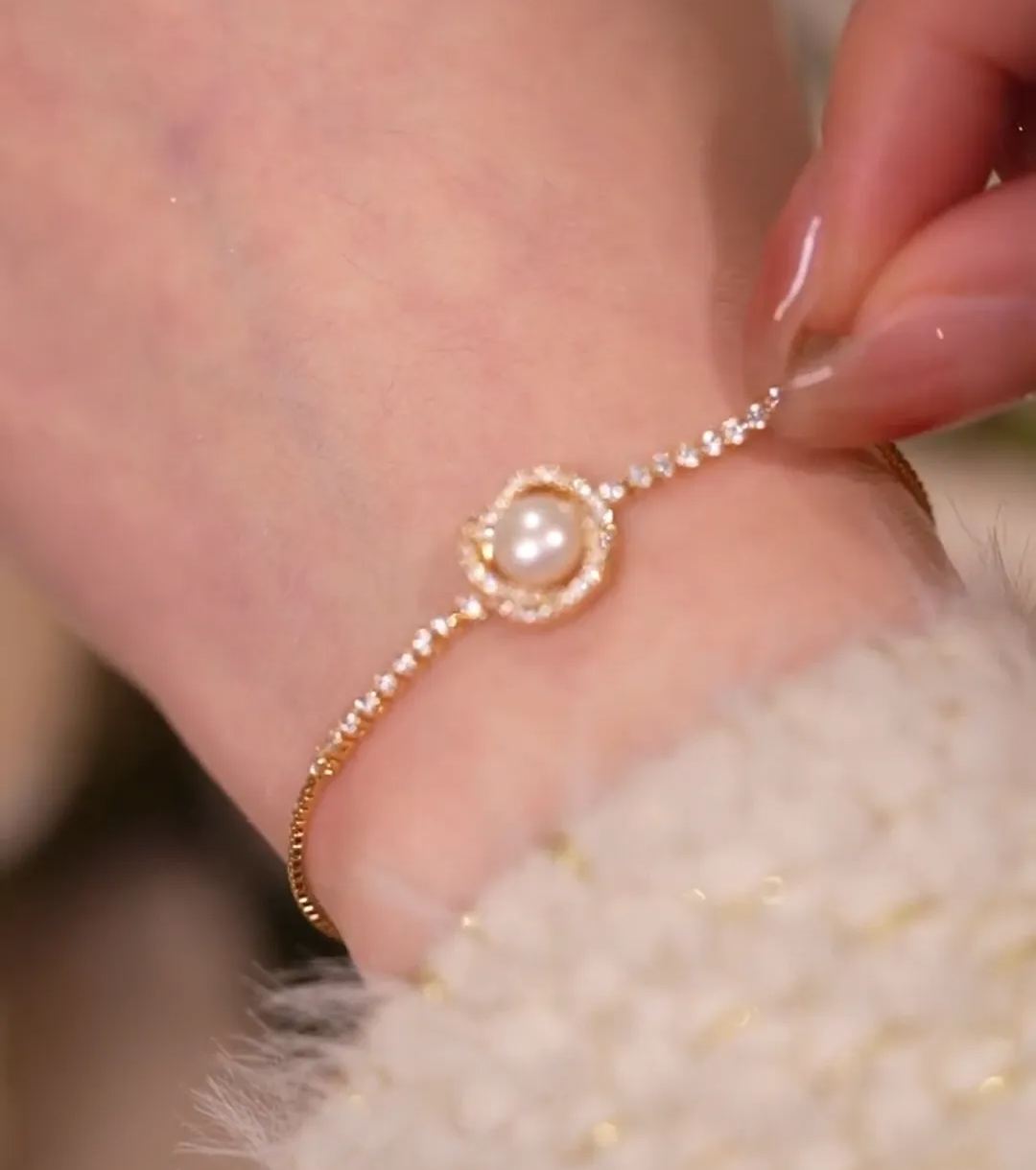 🌟CHRISTMAS HOT SALE🔥 Petal Pearl Bracelet