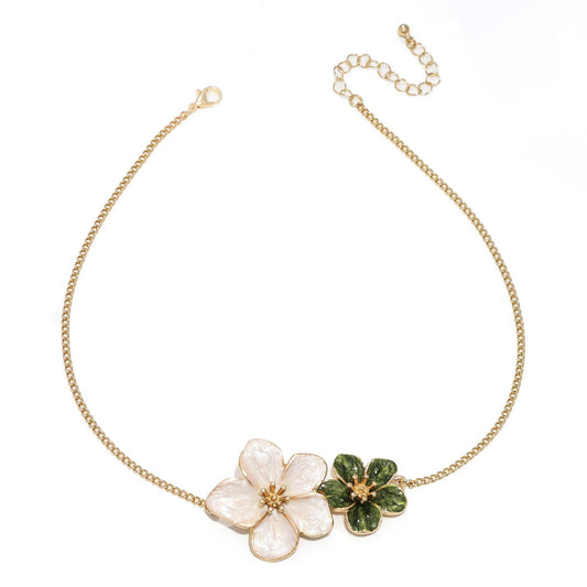 🌸Exquisite Floral Pendant Necklace