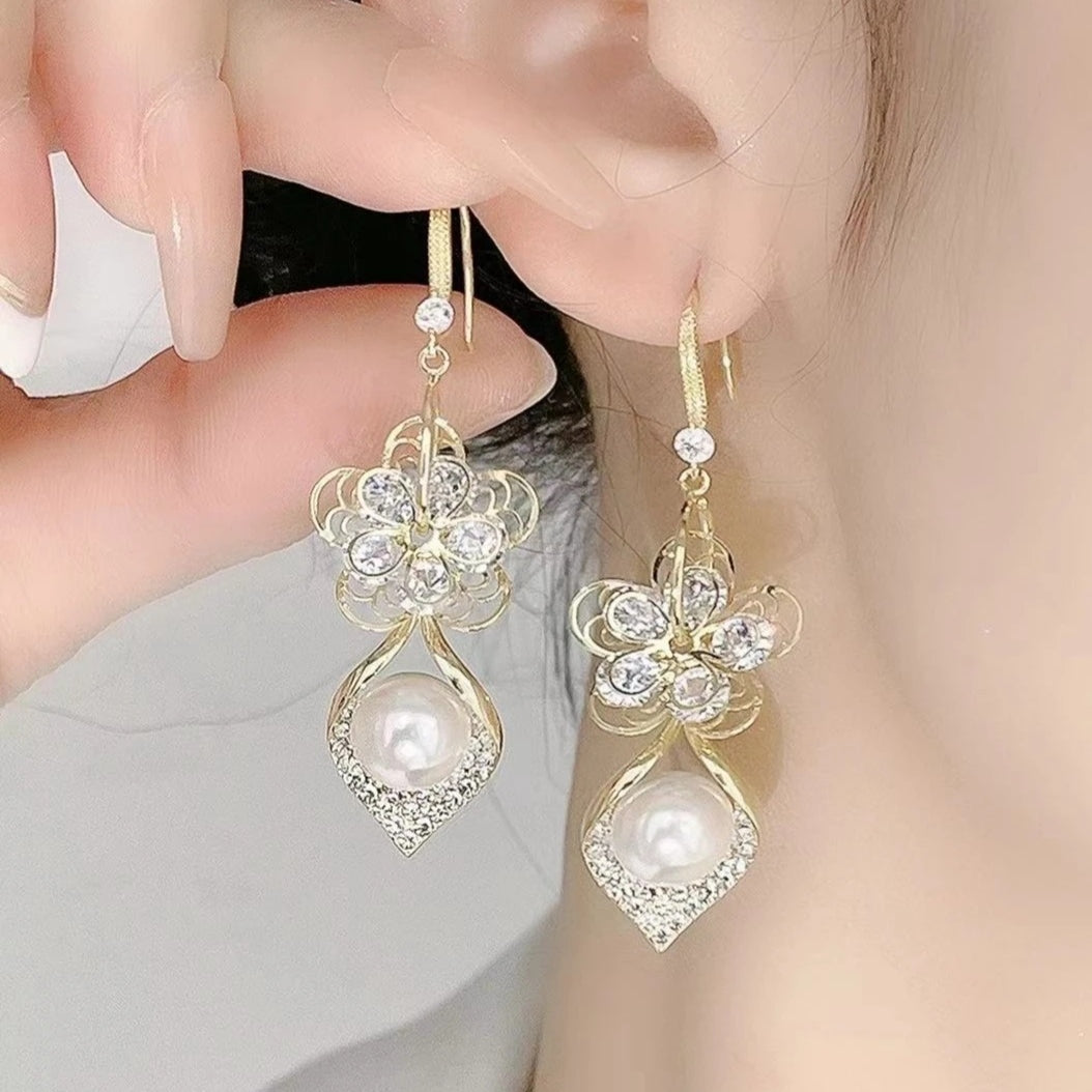 💐 Mother'Day Pre-Sale 💝- Elegant Flower Zircon Earrings