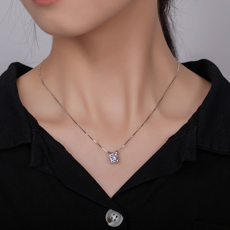 🎄CHRISTMAS HOT SALE❄-SUPER FLASH BULL HEAD NECKLACE
